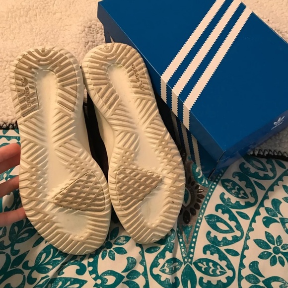 SOLD Adidas tubular athletic shoes - Picture 4 of 4